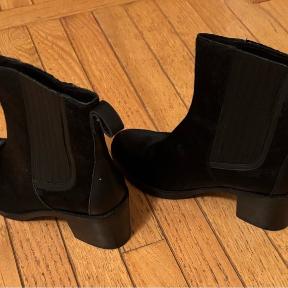UGG Black Ankle Booties - Picture 3 of 10